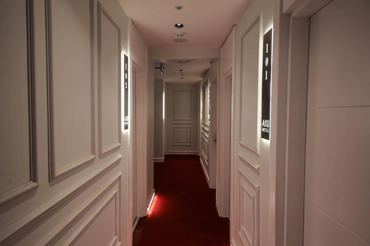 Axu Airport Hotel Arnavutkoy Esterno foto A corridor at the hotel
