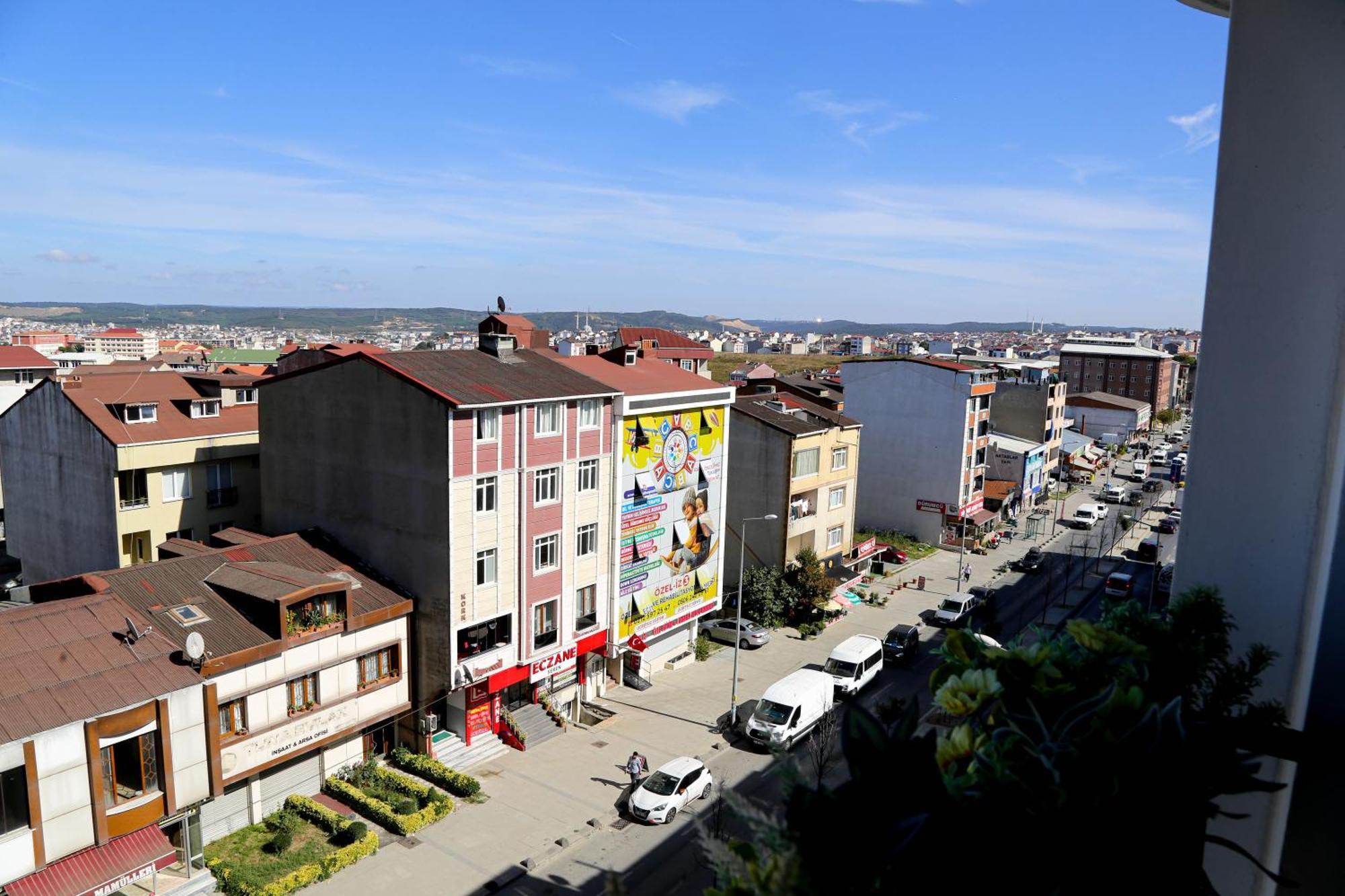 Axu Airport Hotel Arnavutkoy Esterno foto A view of Çorlu